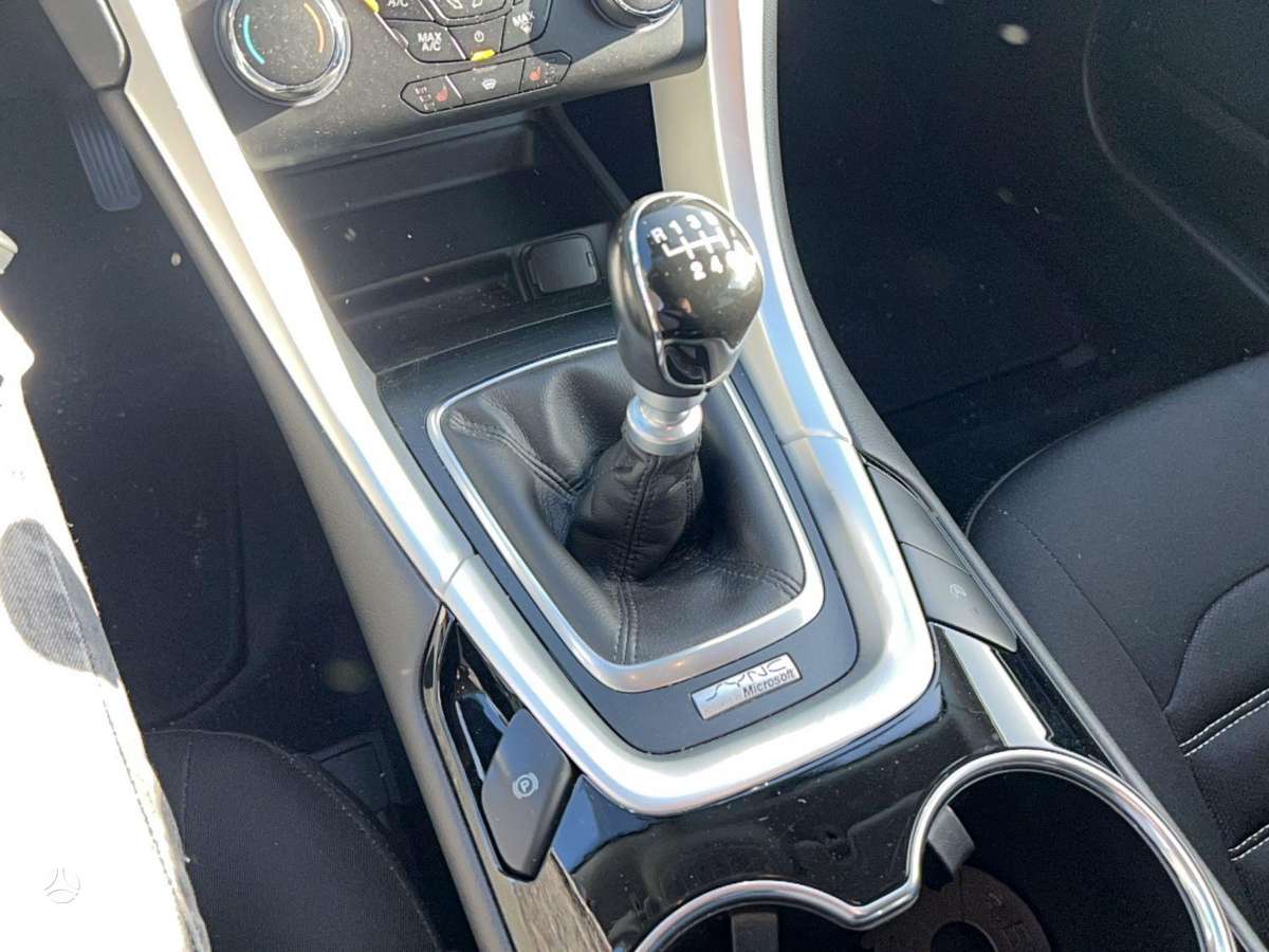 Ford Mondeo, 1.6 l., Седан