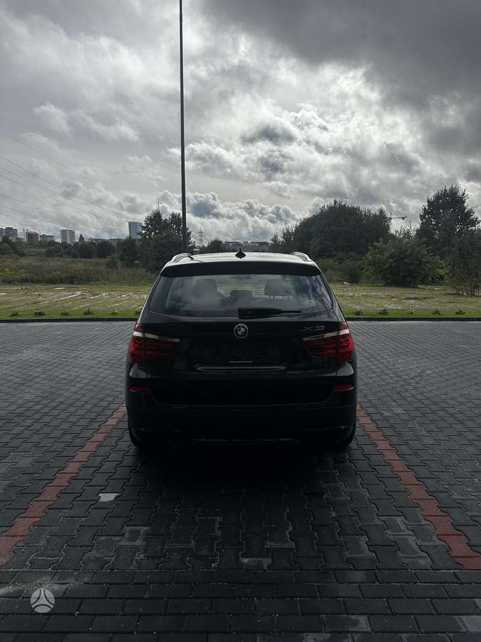 BMW X3, 2.0 l., off-road / crossover