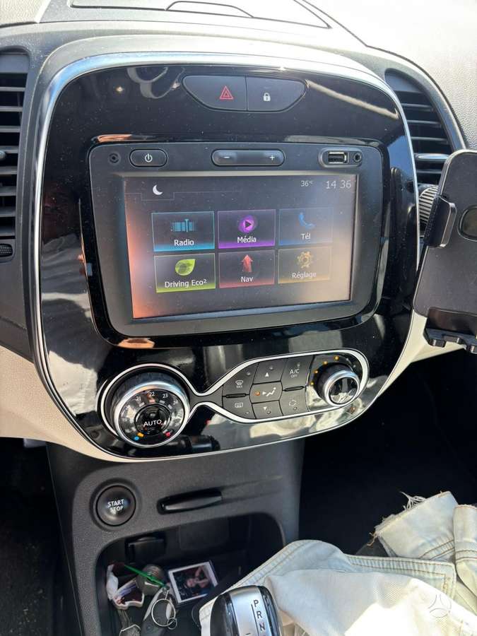 Renault Captur, 1.2 l., Минивэн