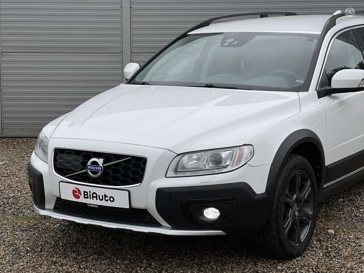 Volvo XC70, 2.4 l., wagon