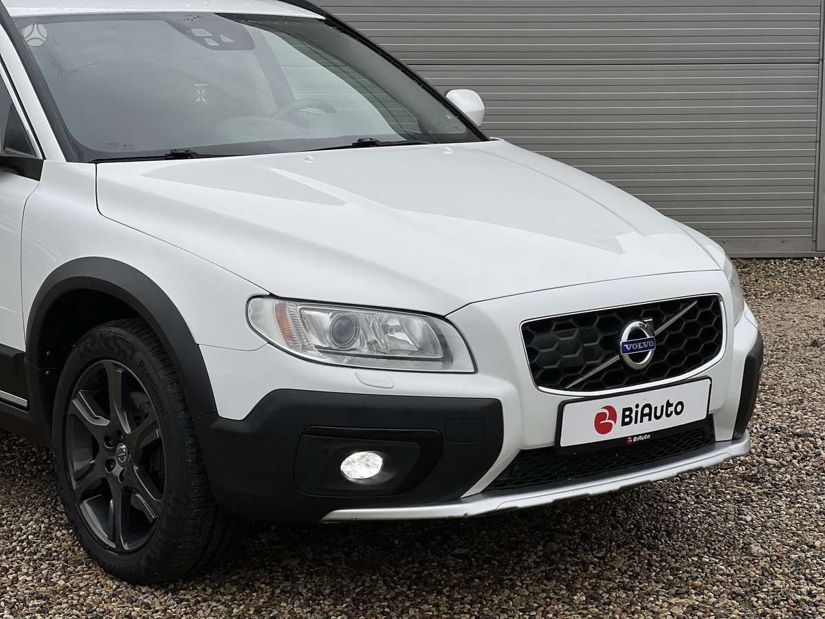 Volvo XC70, 2.4 l., wagon