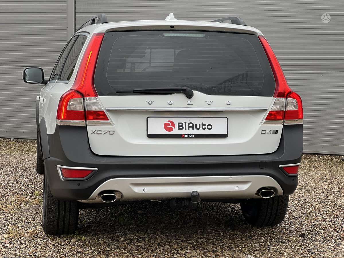 Volvo XC70, 2.4 l., wagon