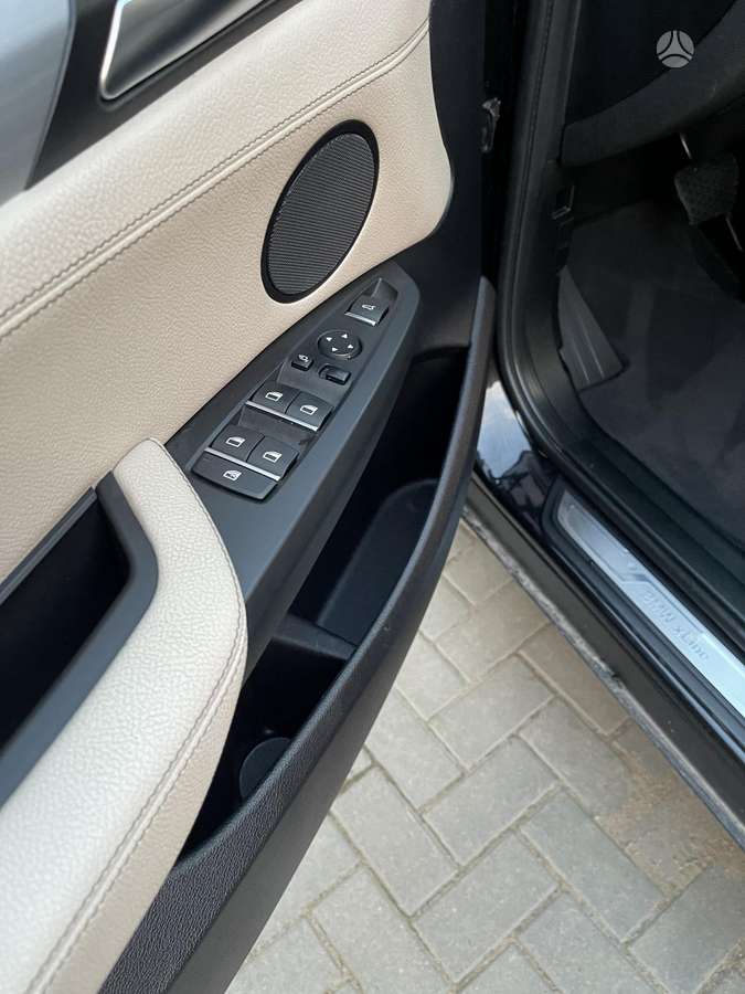 BMW X4, 2.0 l., mpv / minivan