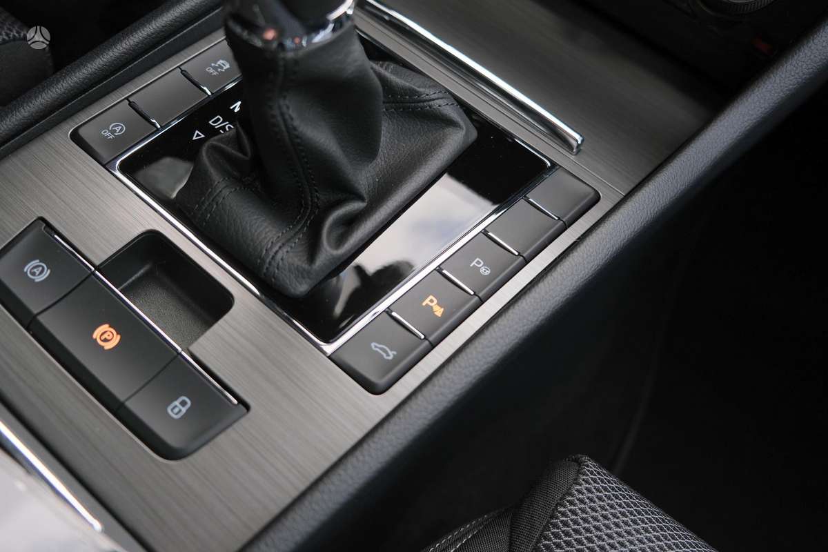 Skoda Superb, 2.0 l., Хэтчбек