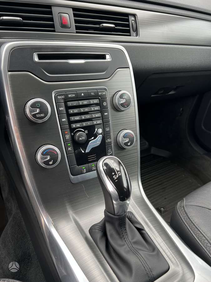 Volvo XC70, 2.4 l., universalas