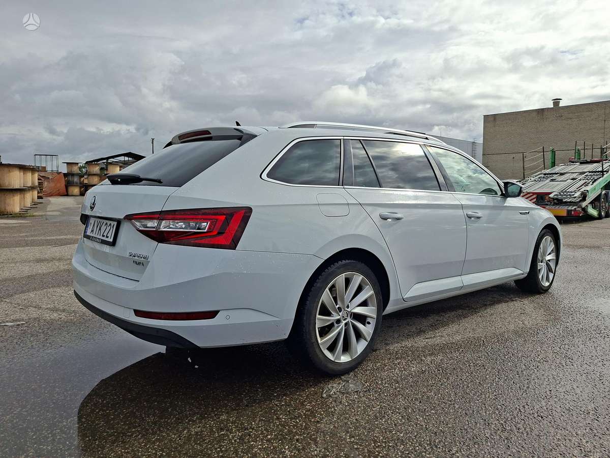 Skoda Superb, 2.0 l., Универсал