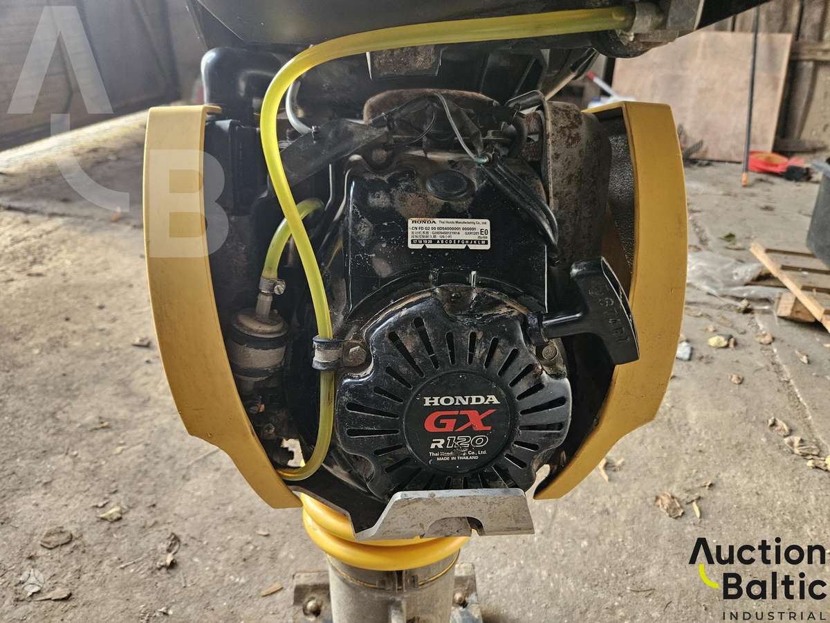 Bomag BT 65, vibro technika