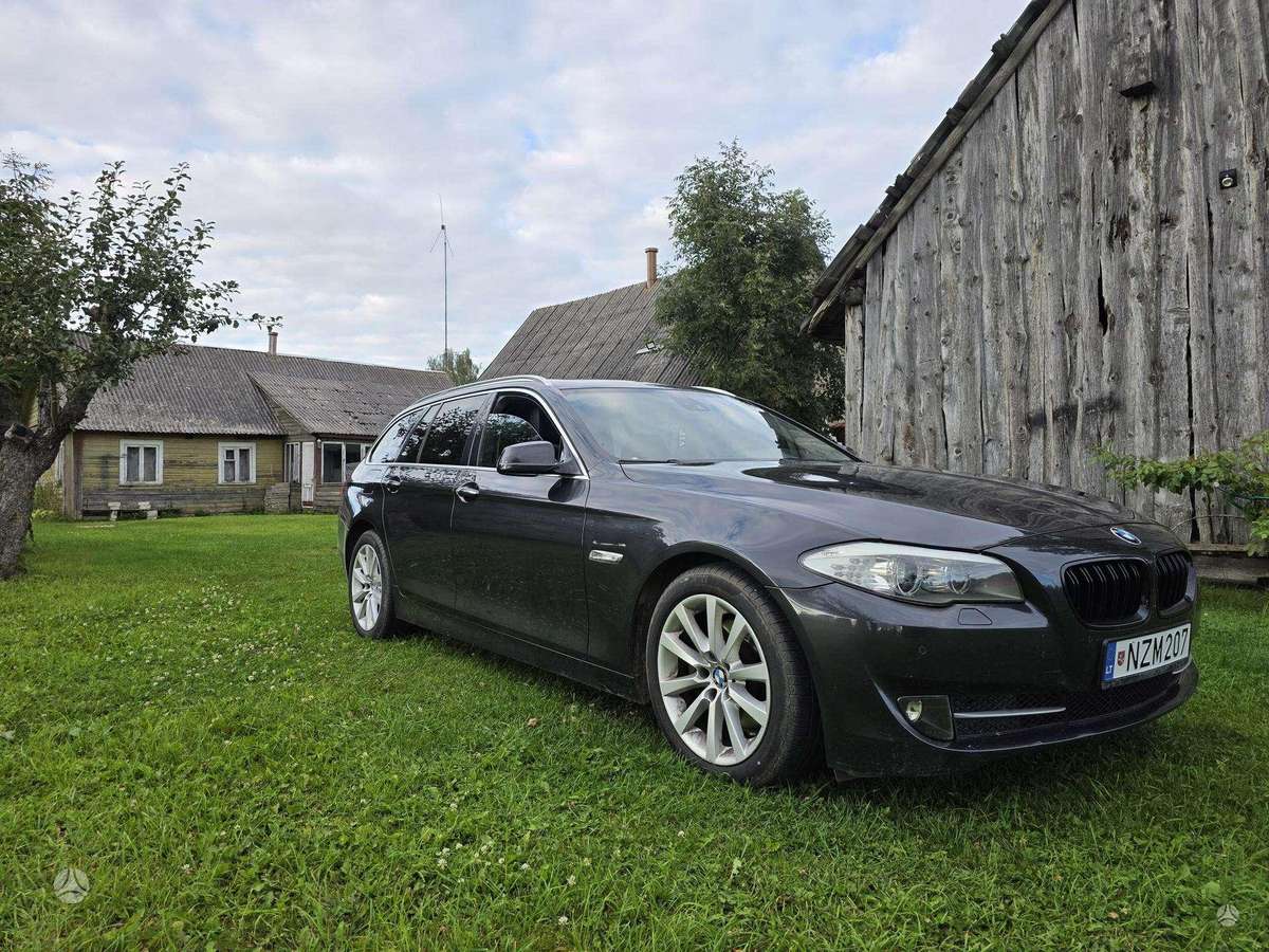 BMW 520, 2.0 l., universalas