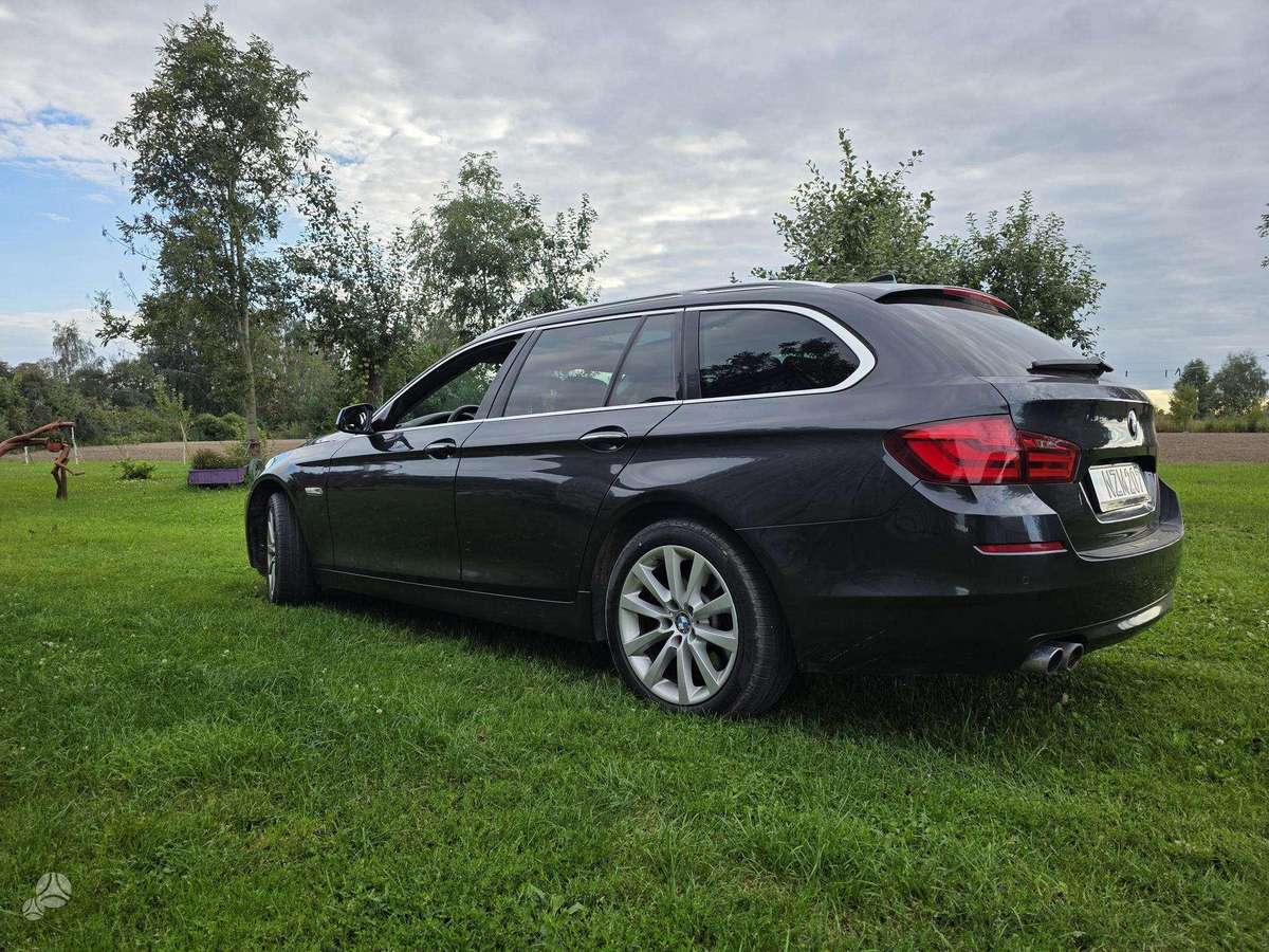 BMW 520, 2.0 l., wagon