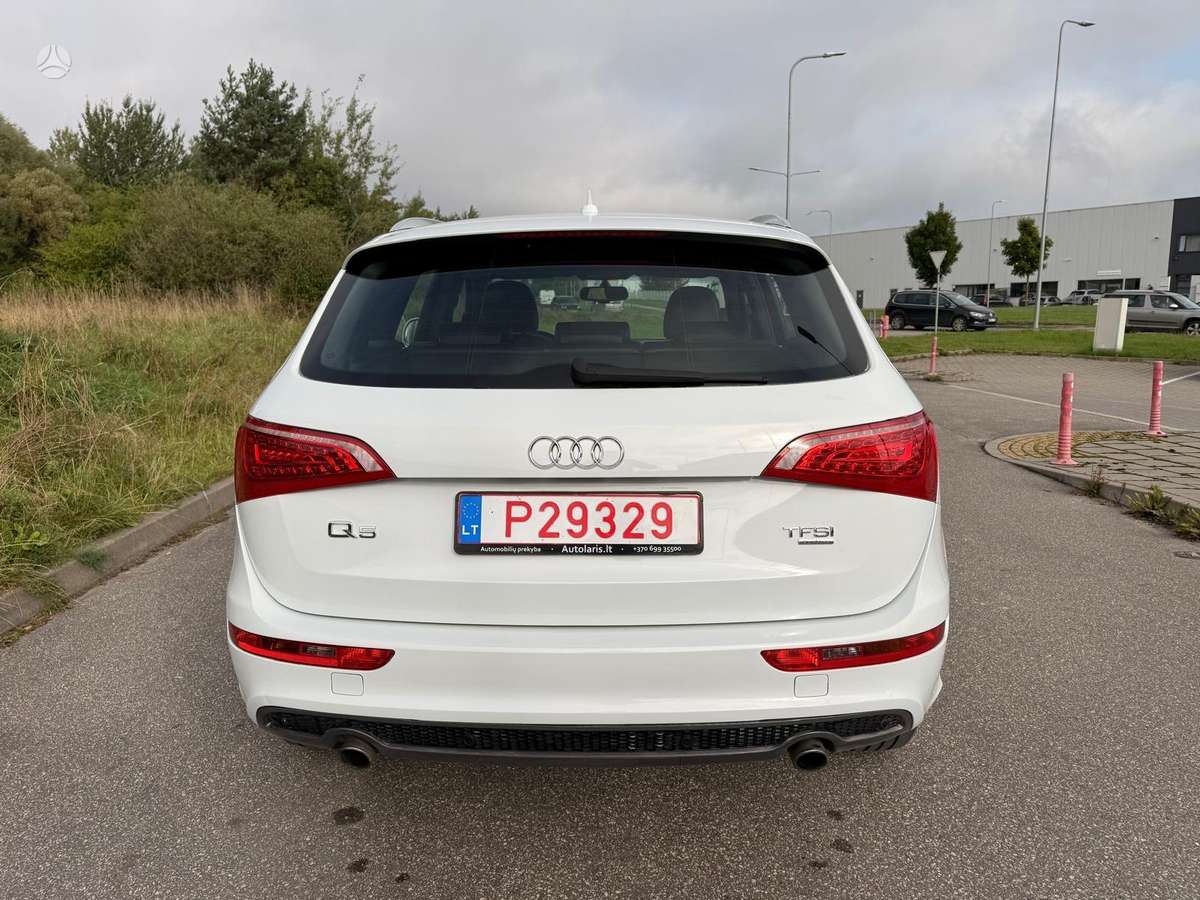 Audi Q5, 2.0 l., Внедорожник / Кроссовер