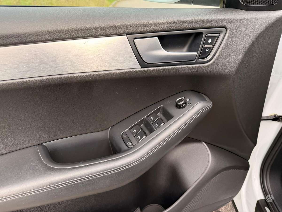 Audi Q5, 2.0 l., Внедорожник / Кроссовер