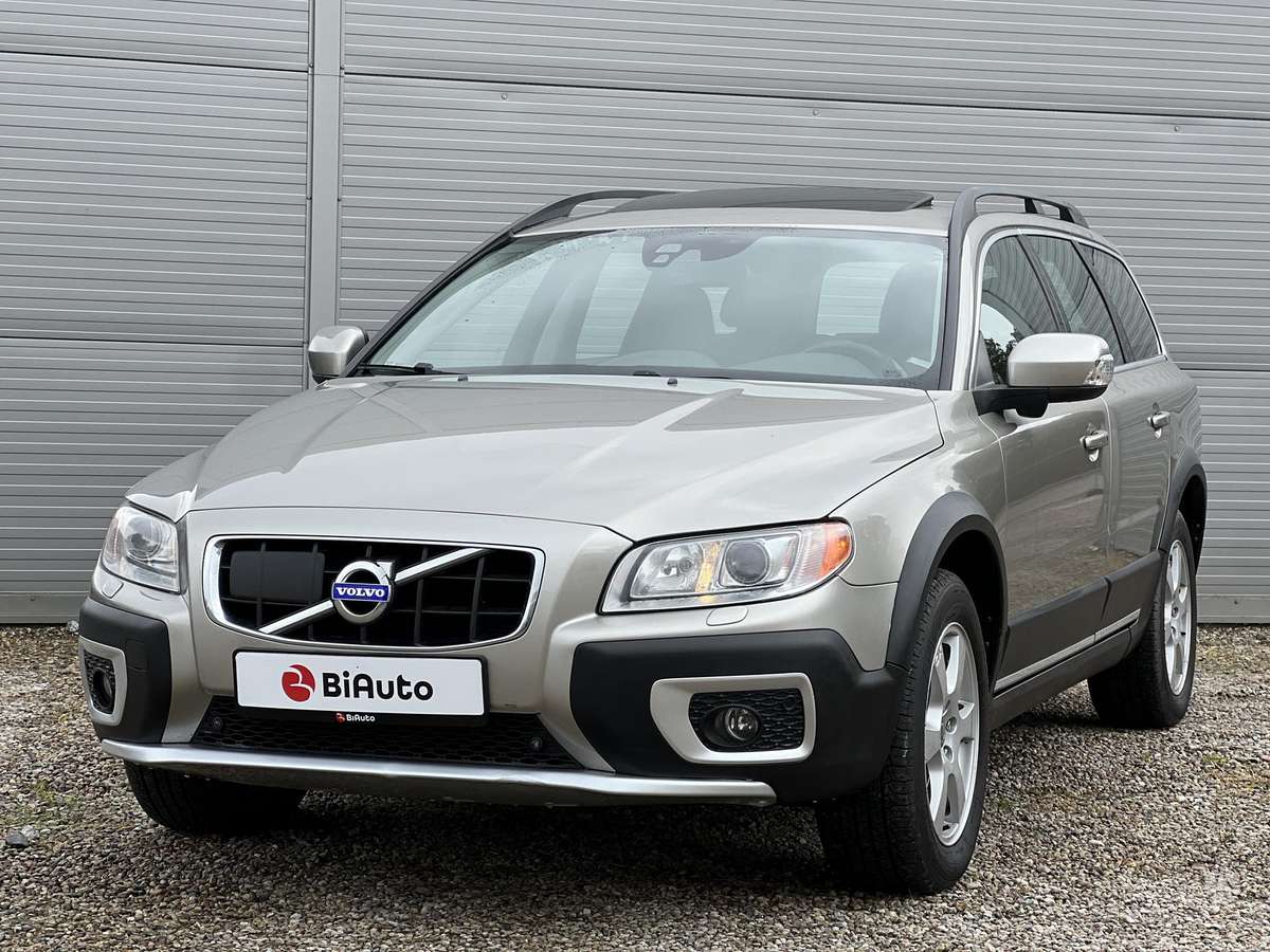 Volvo XC70, 2.4 l., Универсал