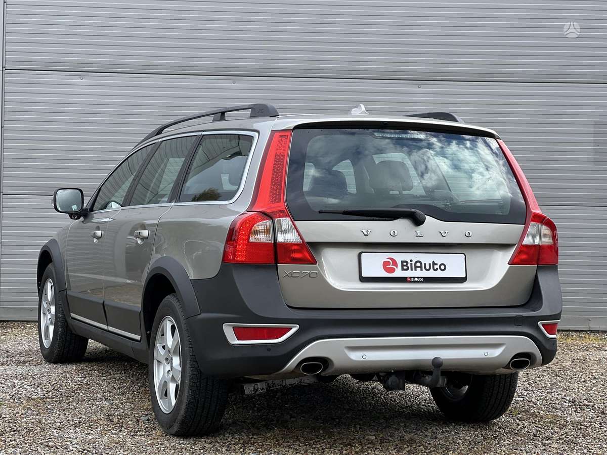 Volvo XC70, 2.4 l., Универсал