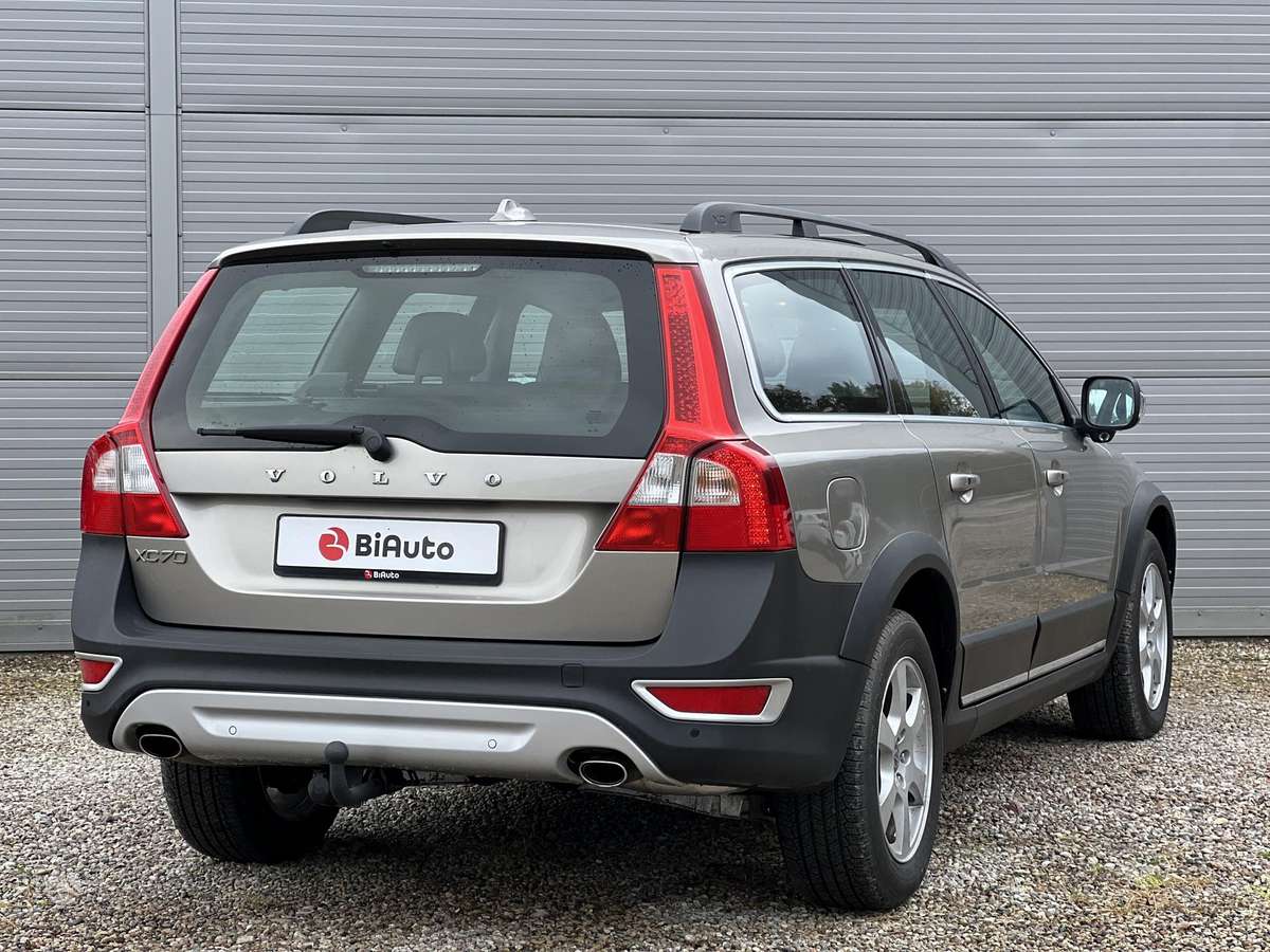 Volvo XC70, 2.4 l., Универсал