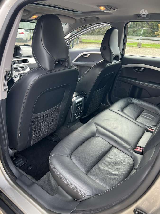 Volvo XC70, 2.4 l., Универсал