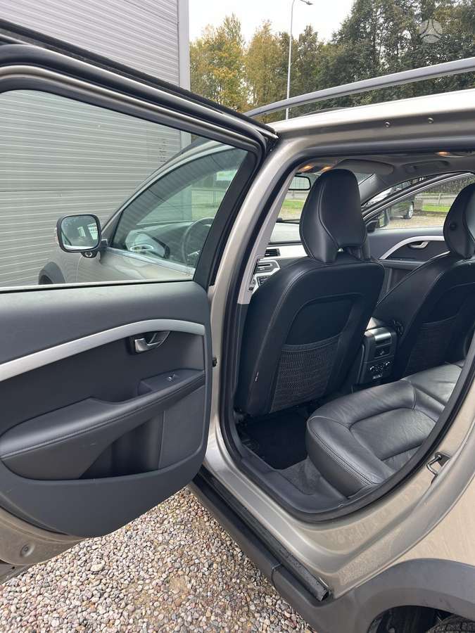 Volvo XC70, 2.4 l., Универсал