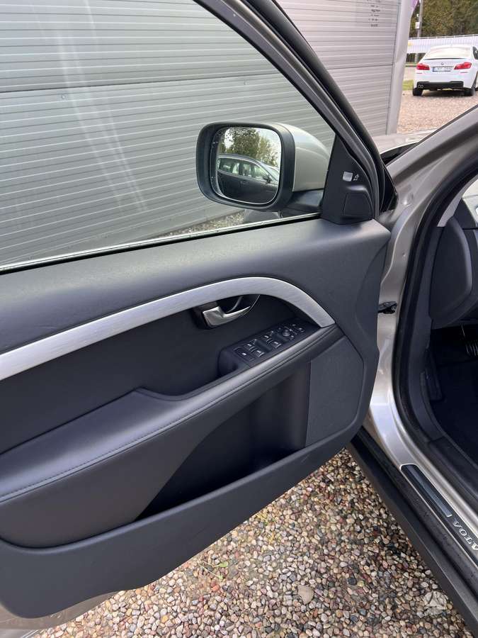Volvo XC70, 2.4 l., Универсал