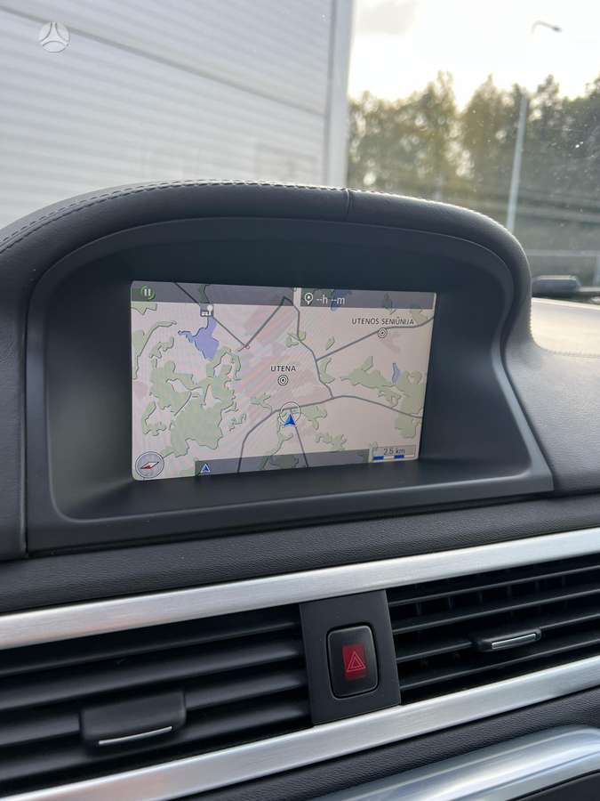 Volvo XC70, 2.4 l., wagon