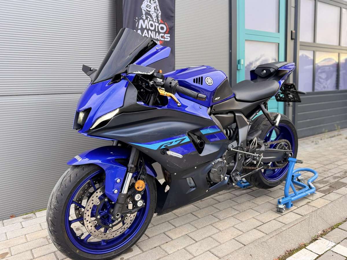 Yamaha R7 689cc, superbikes
