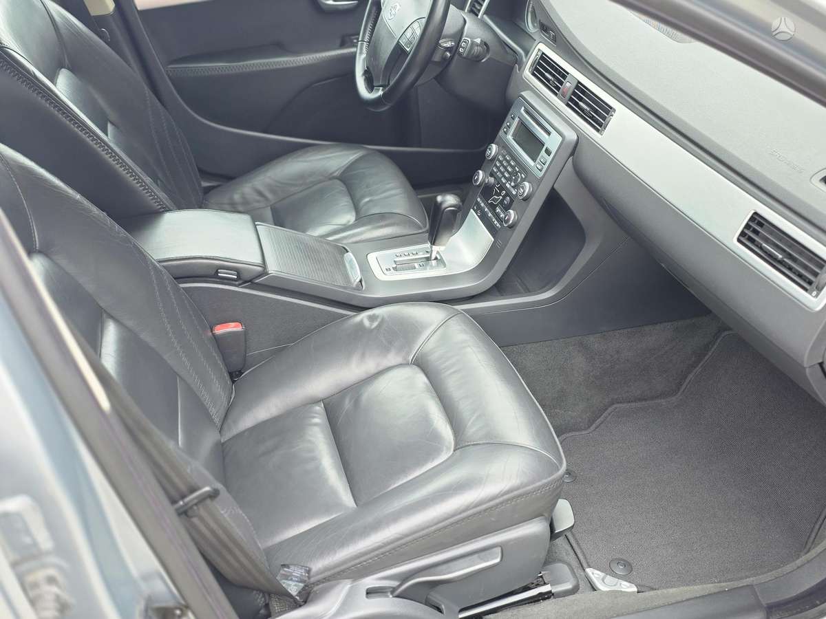Volvo XC70, 2.4 l., universalas