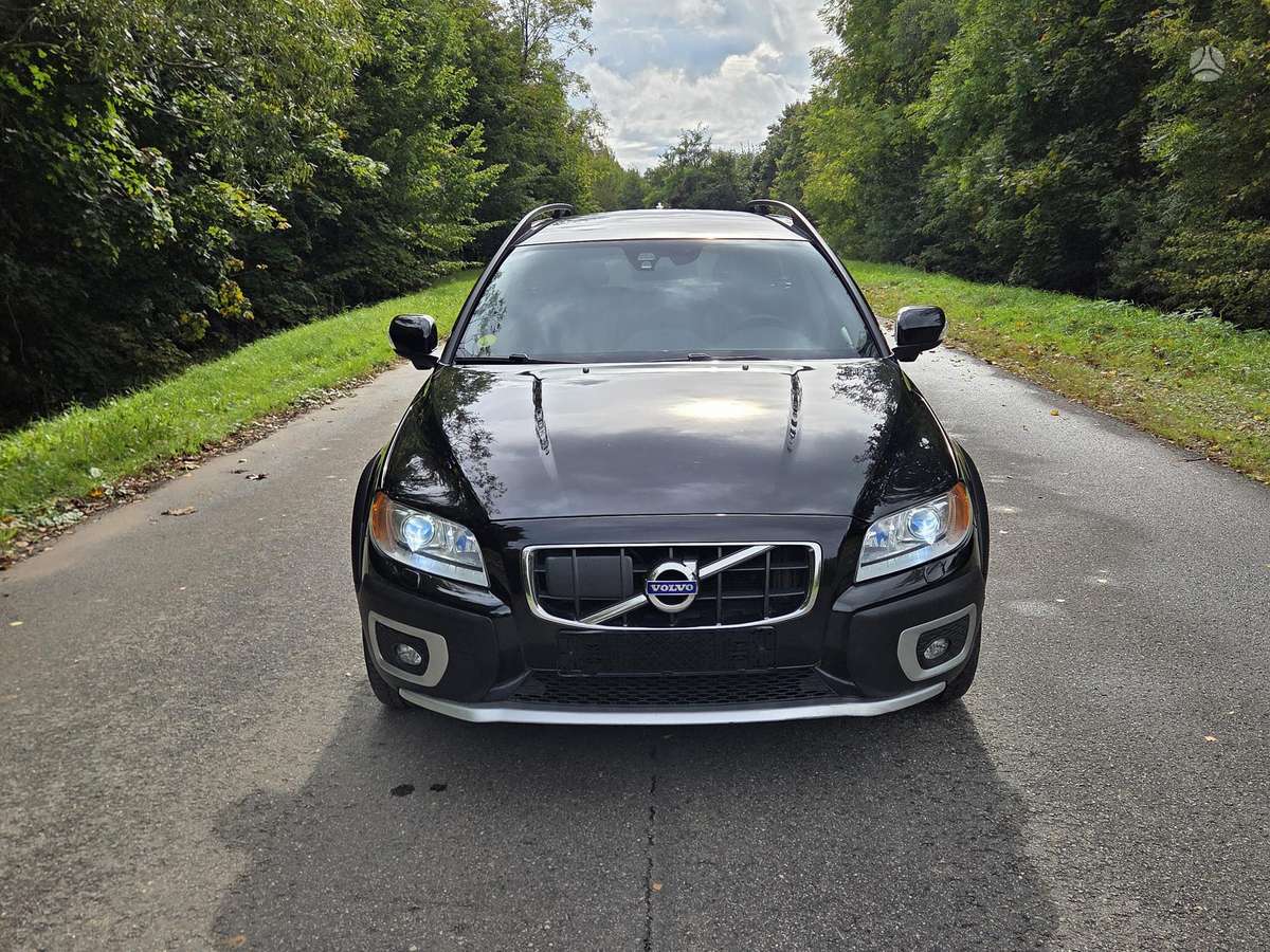 Volvo XC70, 2.0 l., Универсал