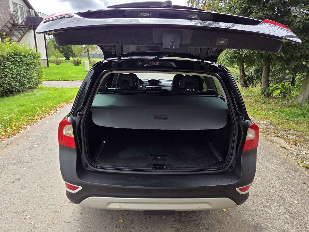 Volvo XC70, 2.0 l., Универсал