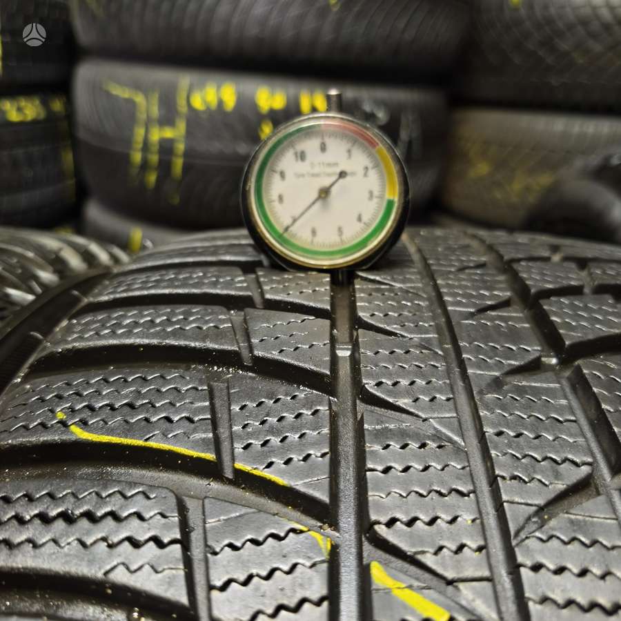 Bridgestone Blizzak lm001, winter 255/40 R18