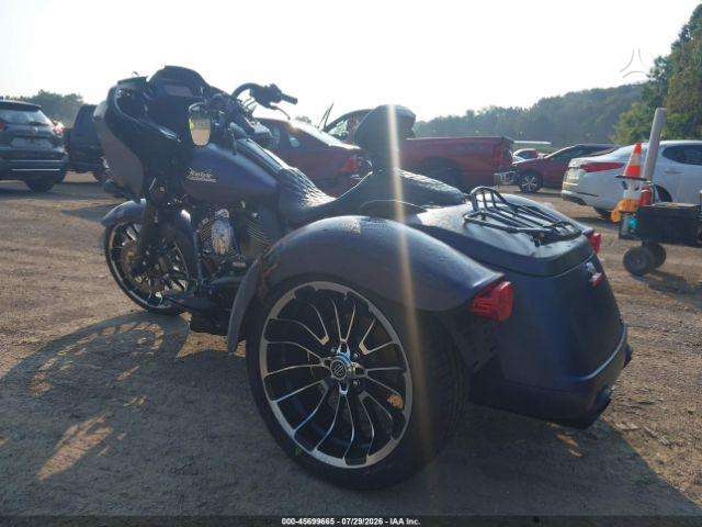 Harley-Davidson Road Glide, triračiai