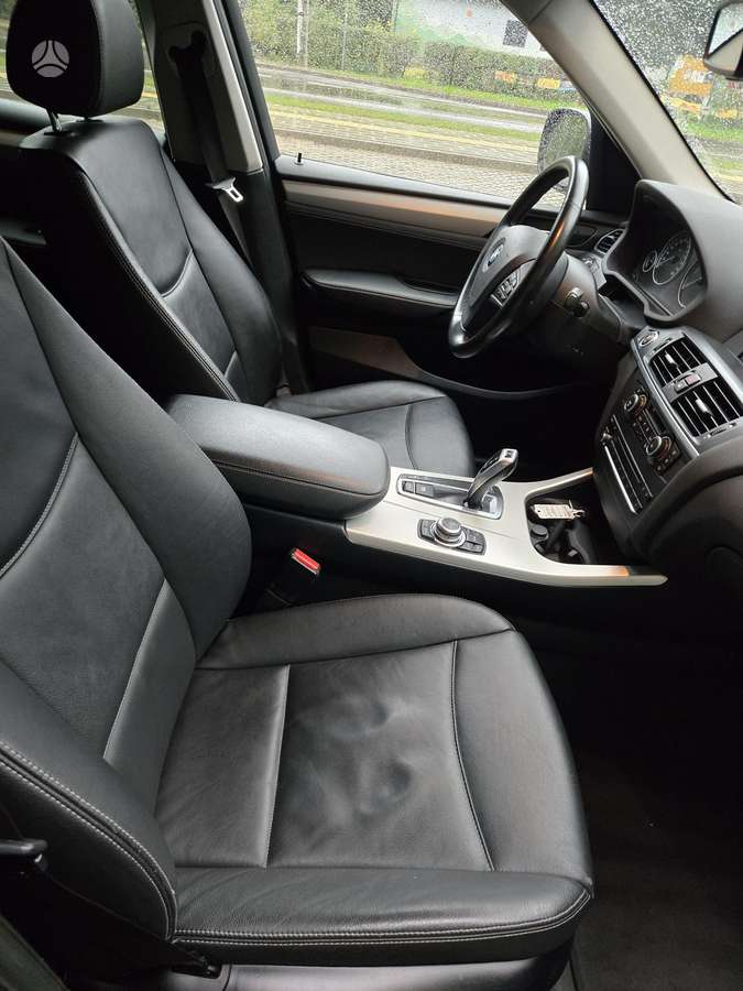 BMW X3, 2.0 l., off-road / crossover
