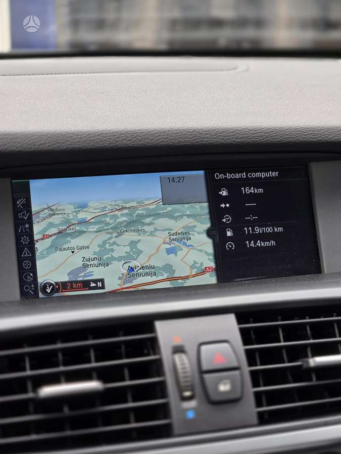 BMW X3, 2.0 l., off-road / crossover
