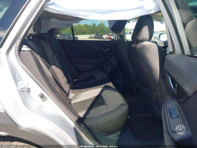 Subaru Outback, 2.5 l., Хэтчбек