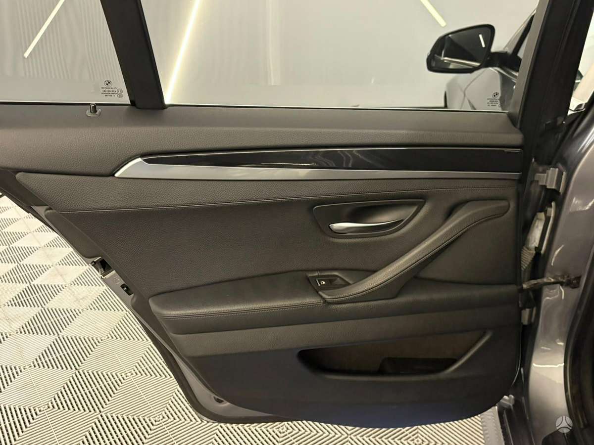 BMW 520, 2.0 l., Универсал