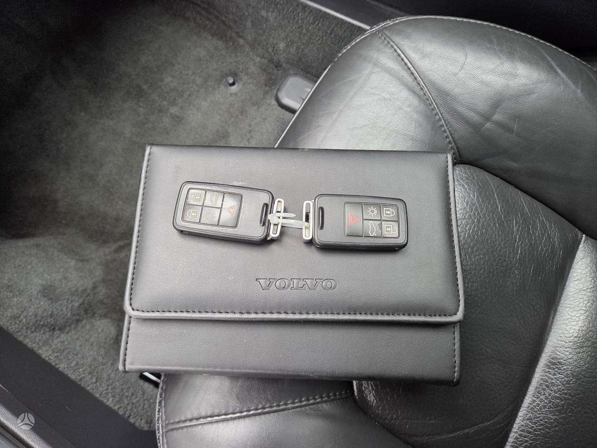 Volvo XC70, 2.0 l., Универсал