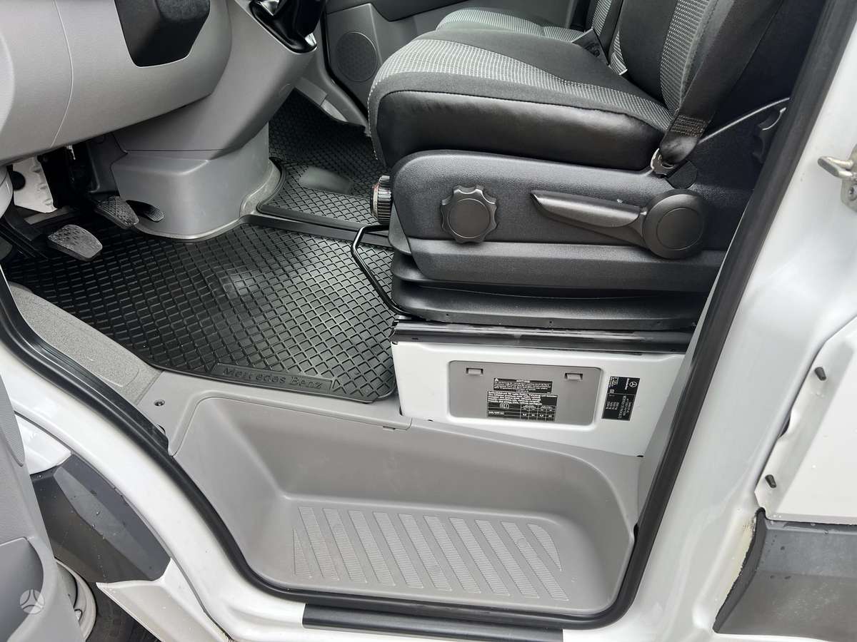 Mercedes-Benz Sprinter, bortiniai