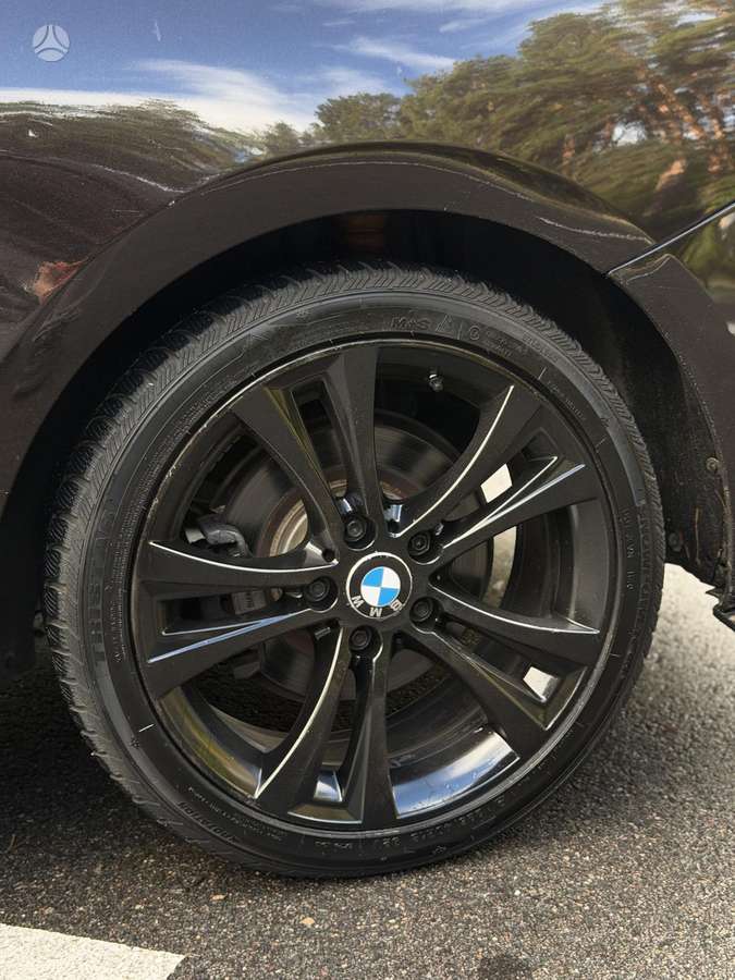 BMW 228, coupe