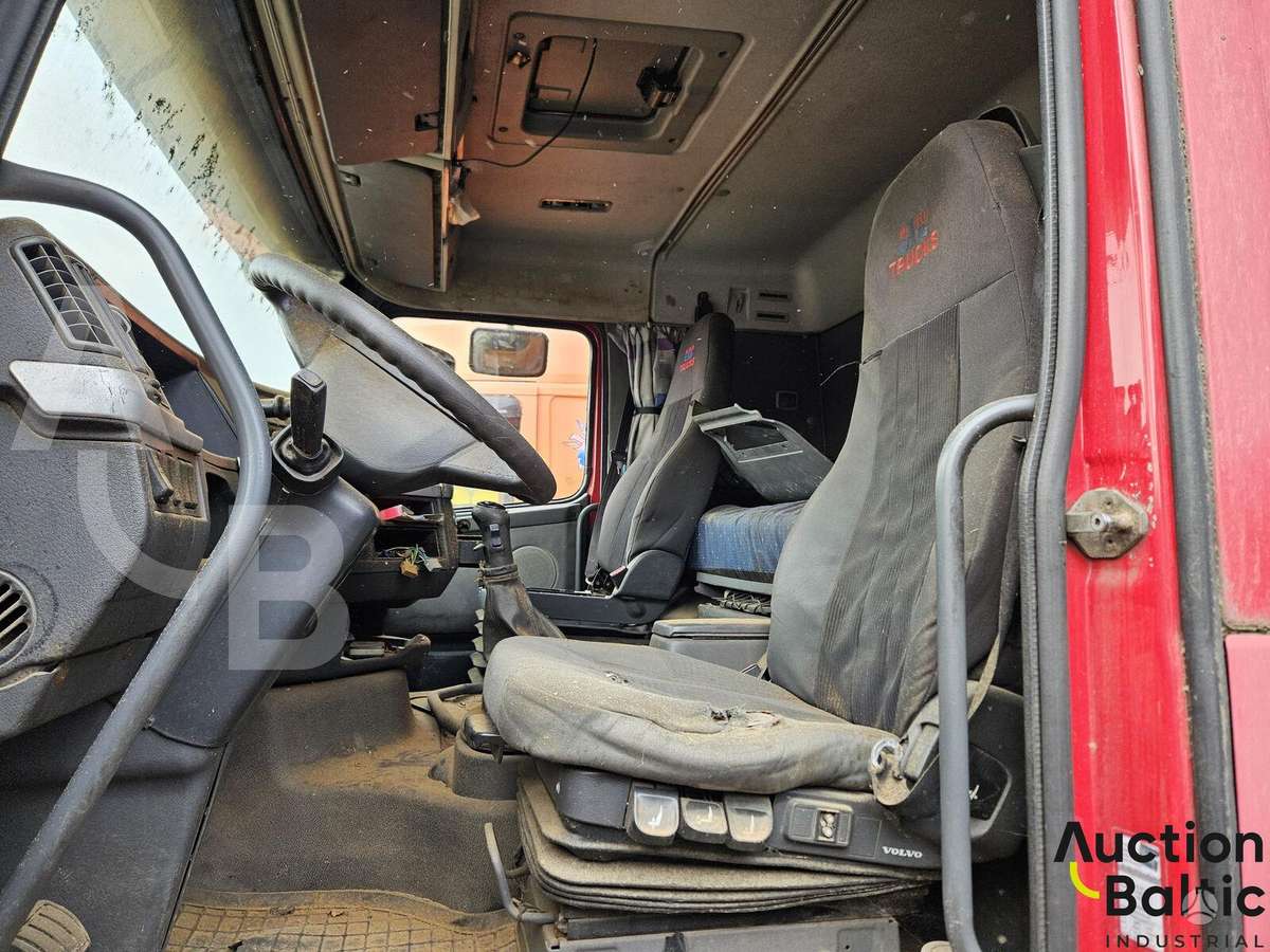 Volvo FH12, kita