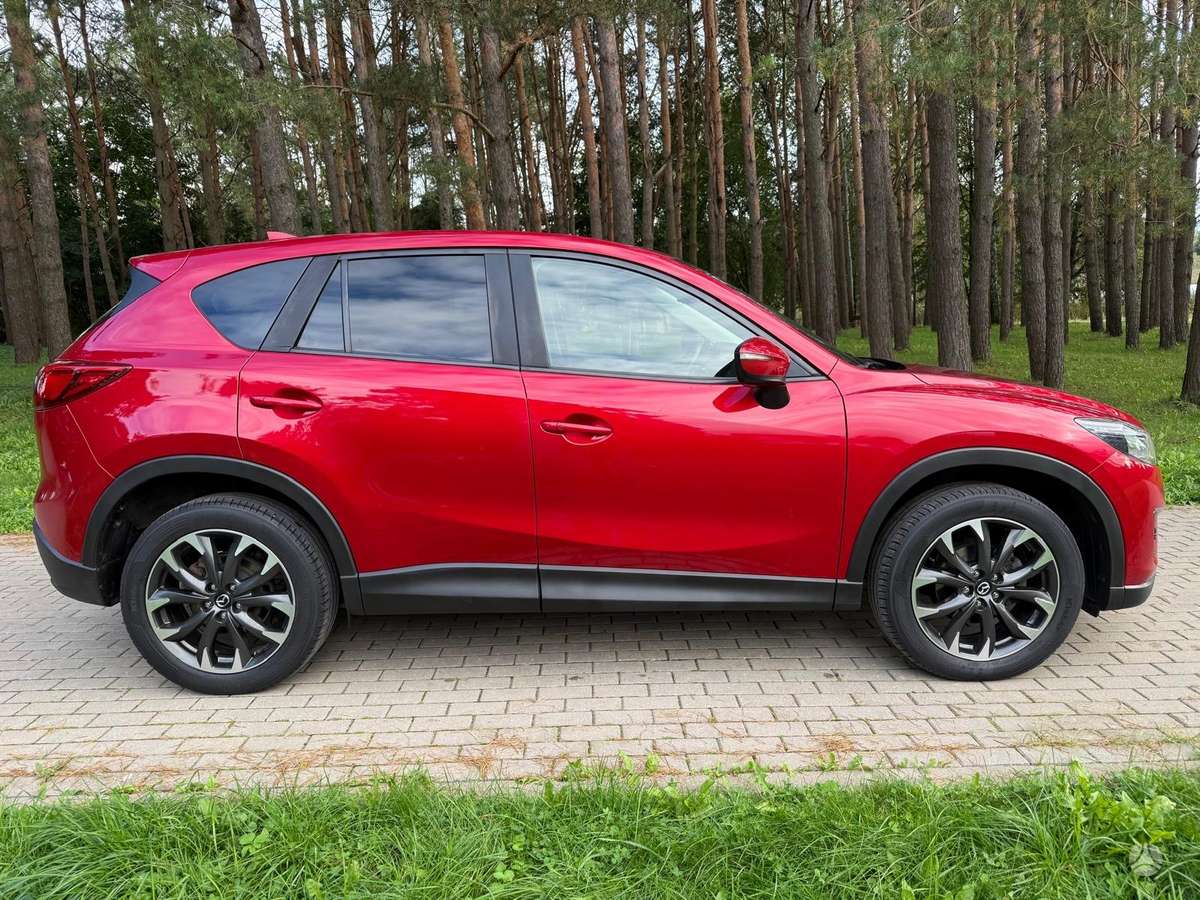 Mazda CX-5, 2.0 l., off-road / crossover