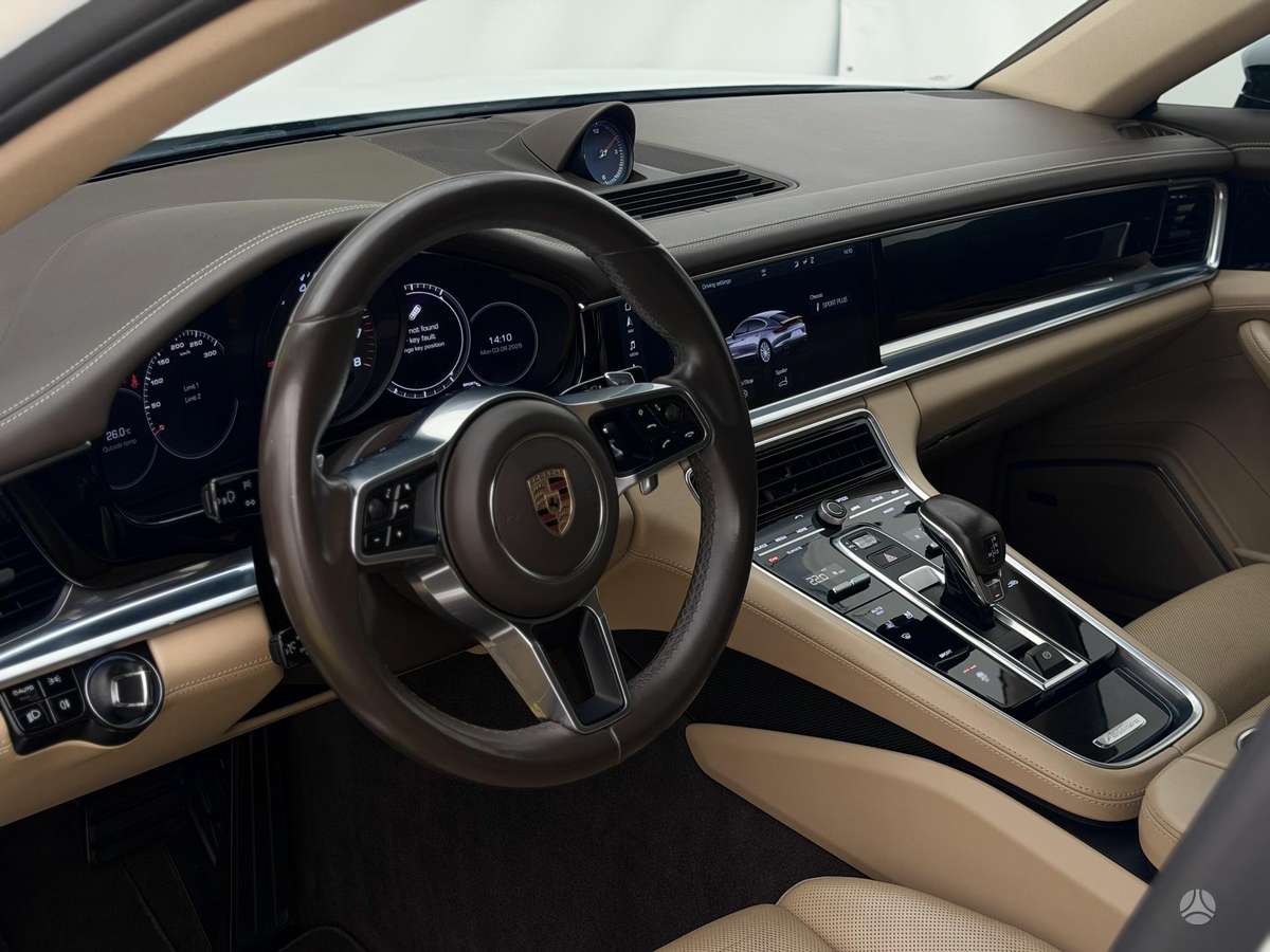 Porsche Panamera, 3.0 l., hatchback