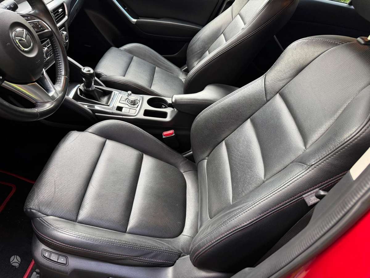 Mazda CX-5, 2.0 l., off-road / crossover
