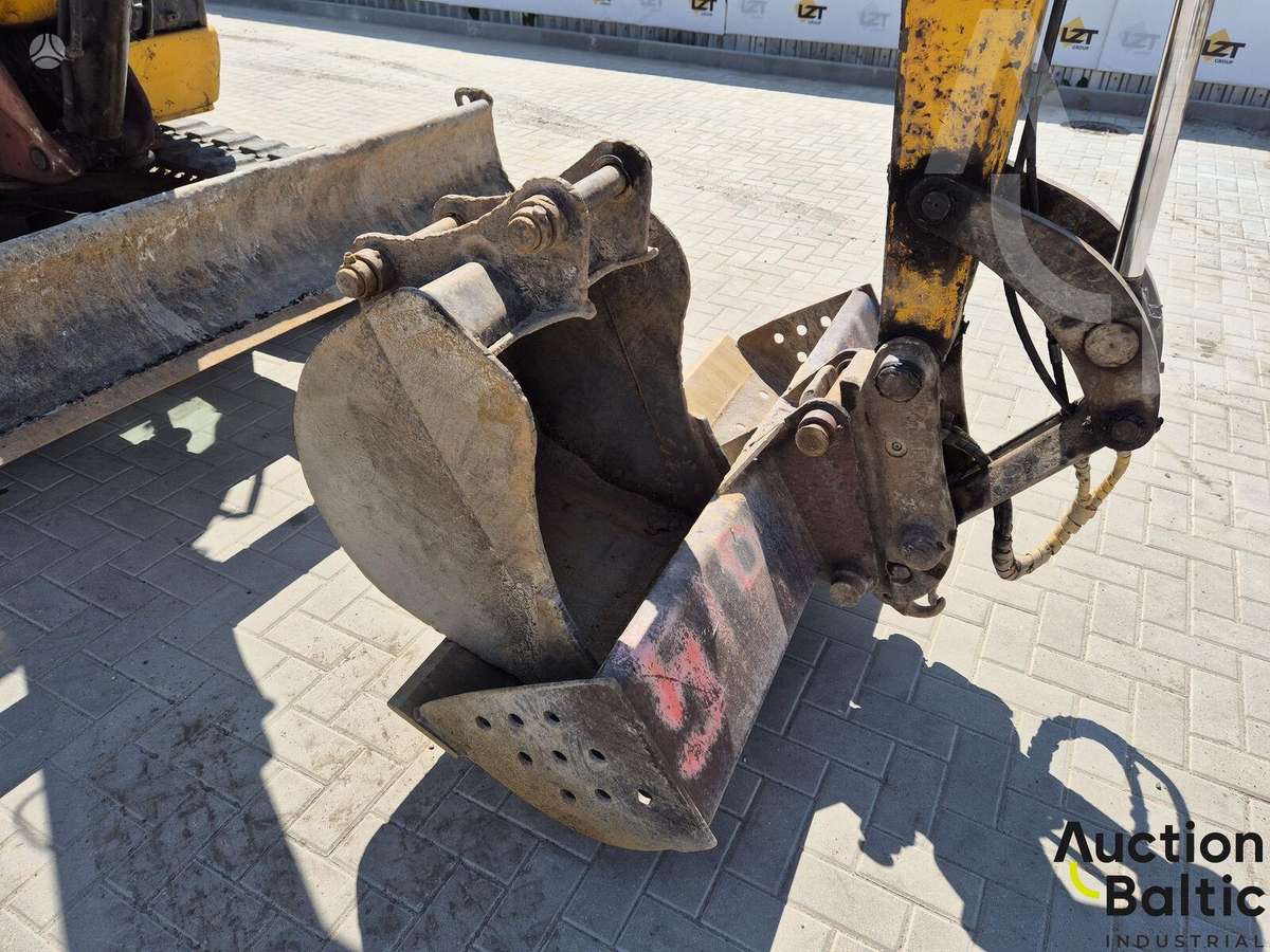 JCB 8045, mini ekskavatori