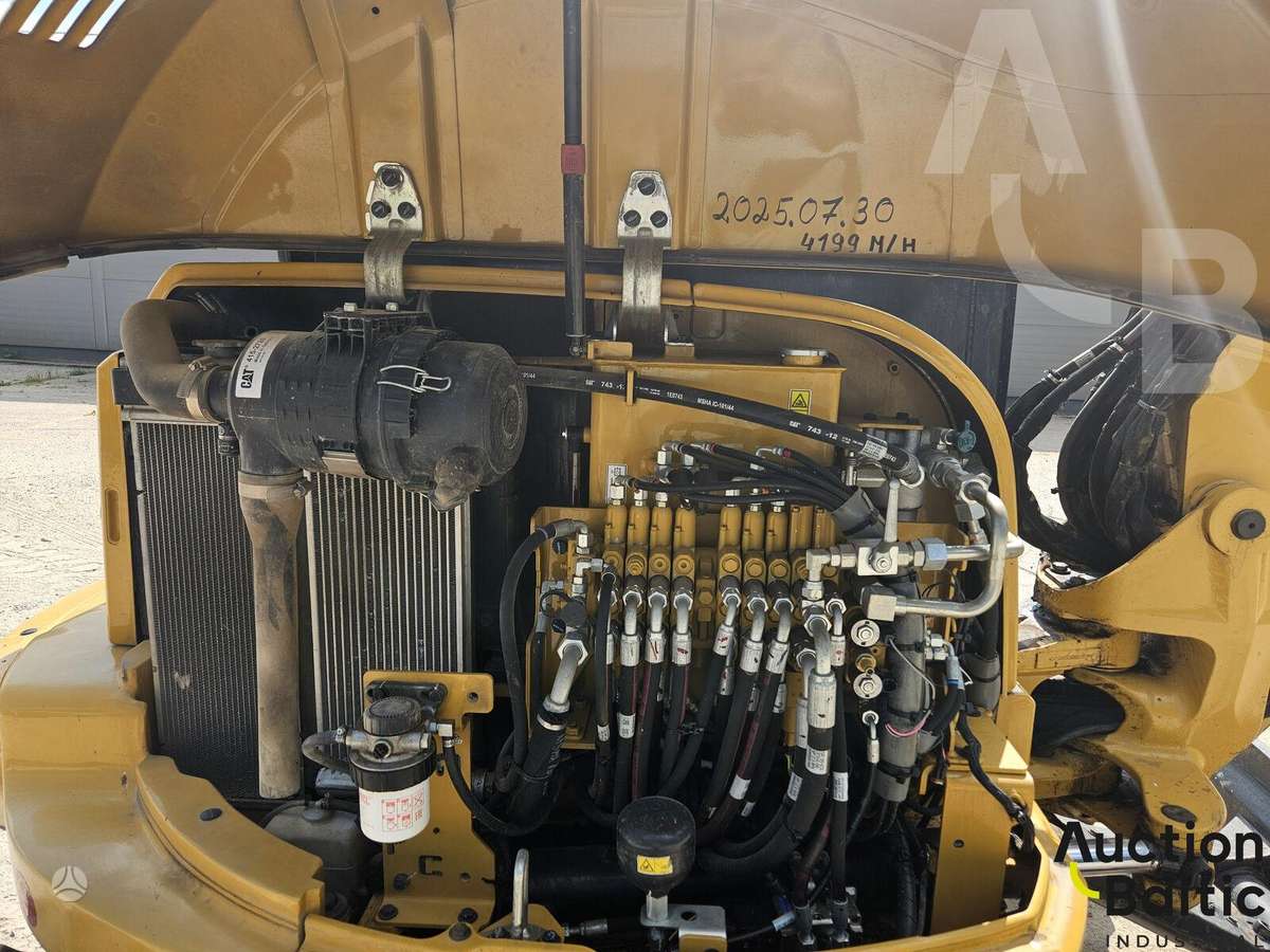 Caterpillar 305.5E2, ekskavatoriai