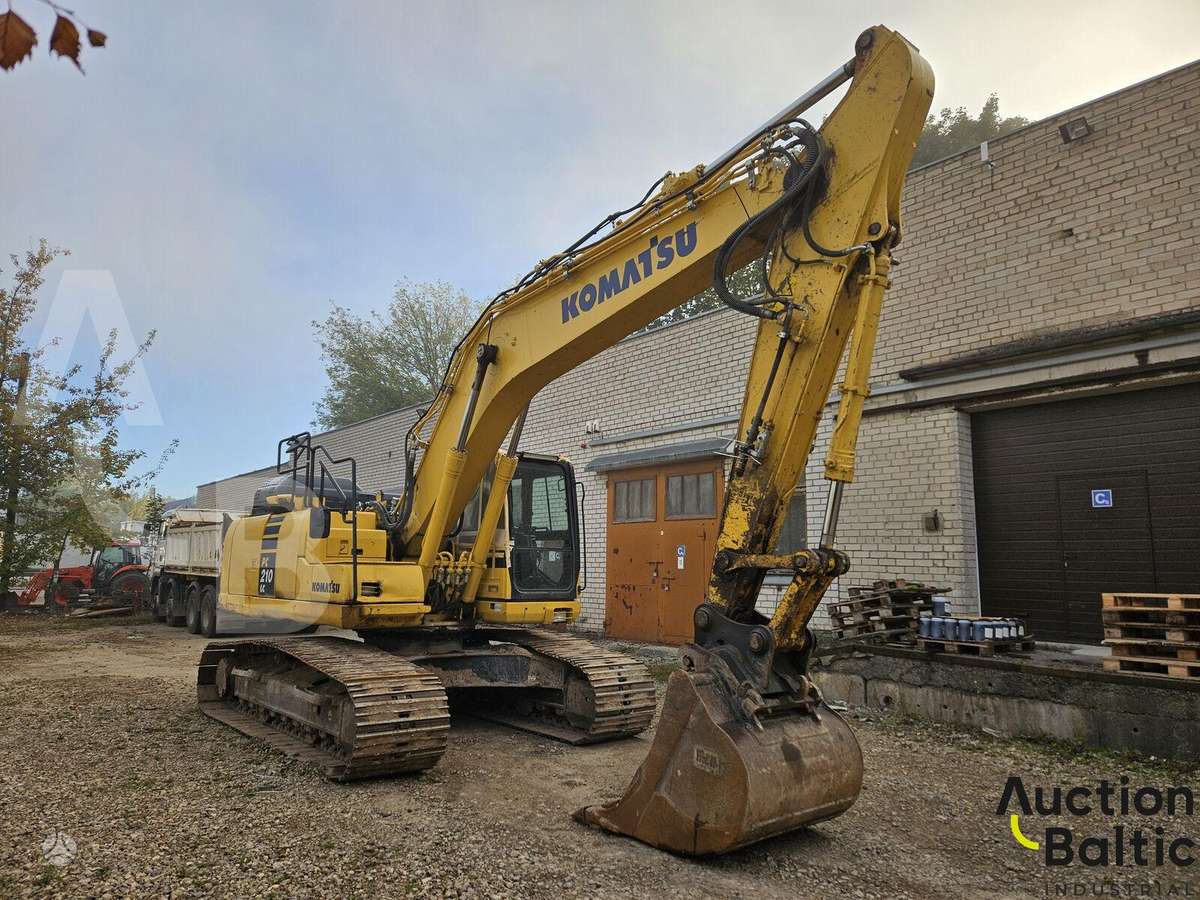 Komatsu PC210LC-11, ekskavatoriai