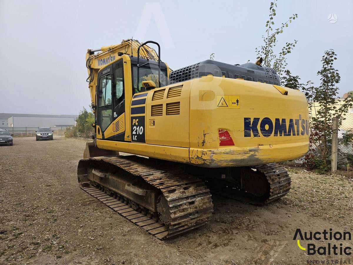 Komatsu PC210LC-11, ekskavatoriai