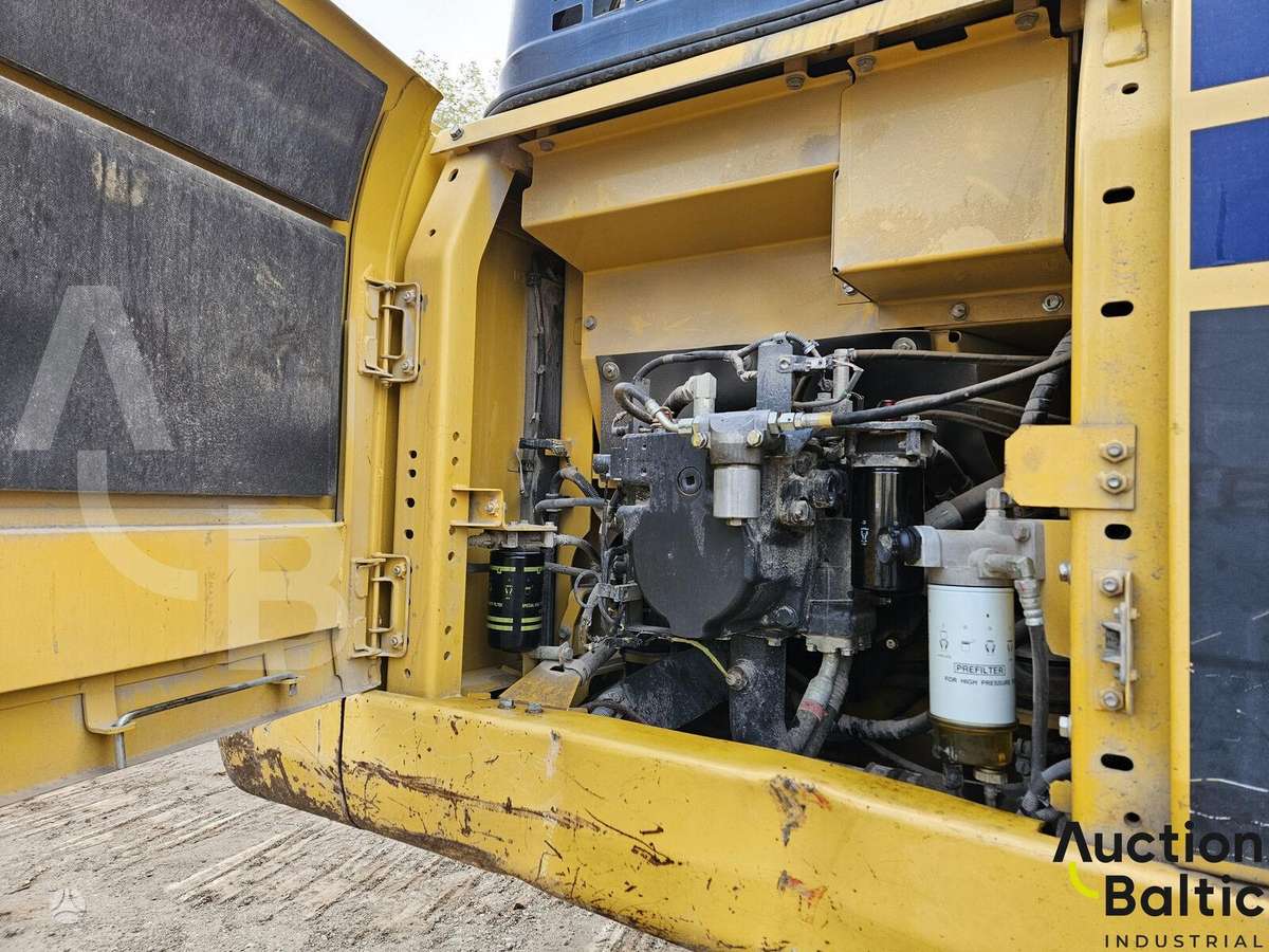 Komatsu PC210LC-11, ekskavatoriai