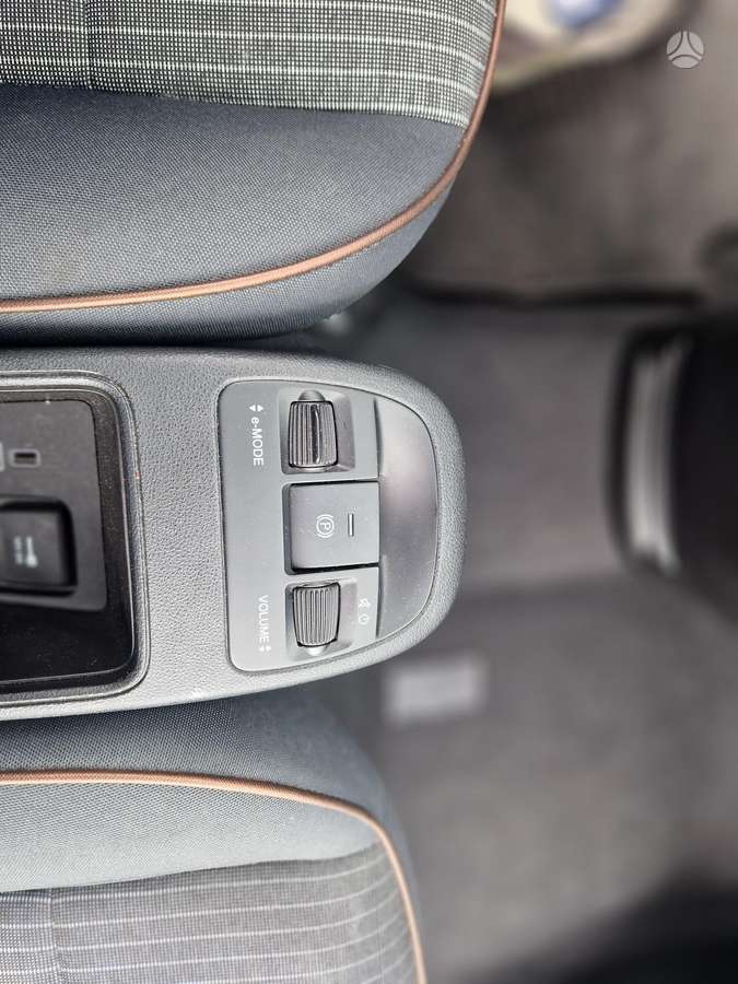 Fiat 500, 42 кВт·ч, Хэтчбек