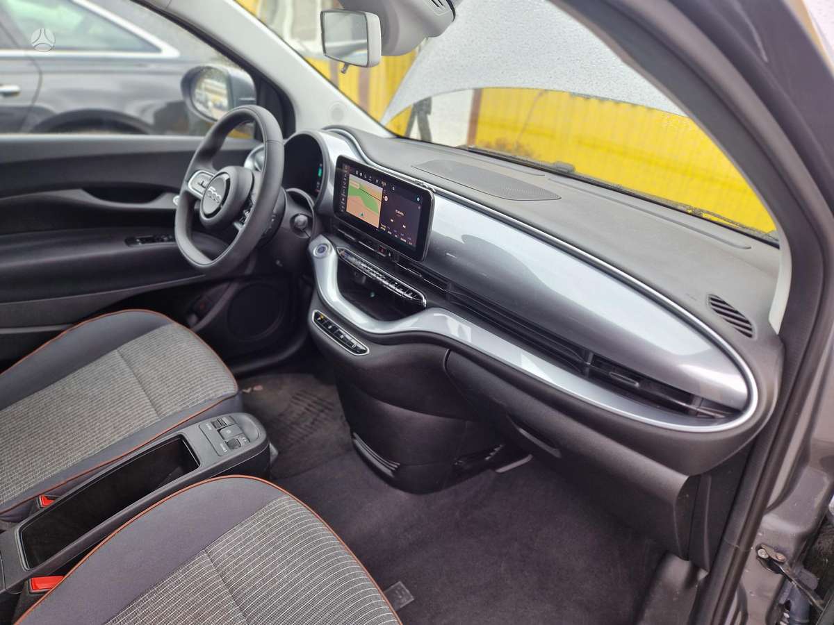 Fiat 500, 42 кВт·ч, Хэтчбек