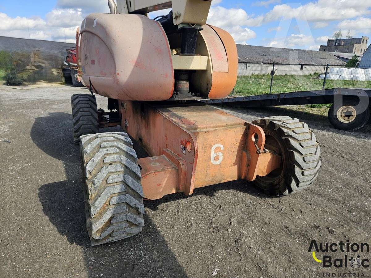 JLG 860 SJ, локтевые подъёмники