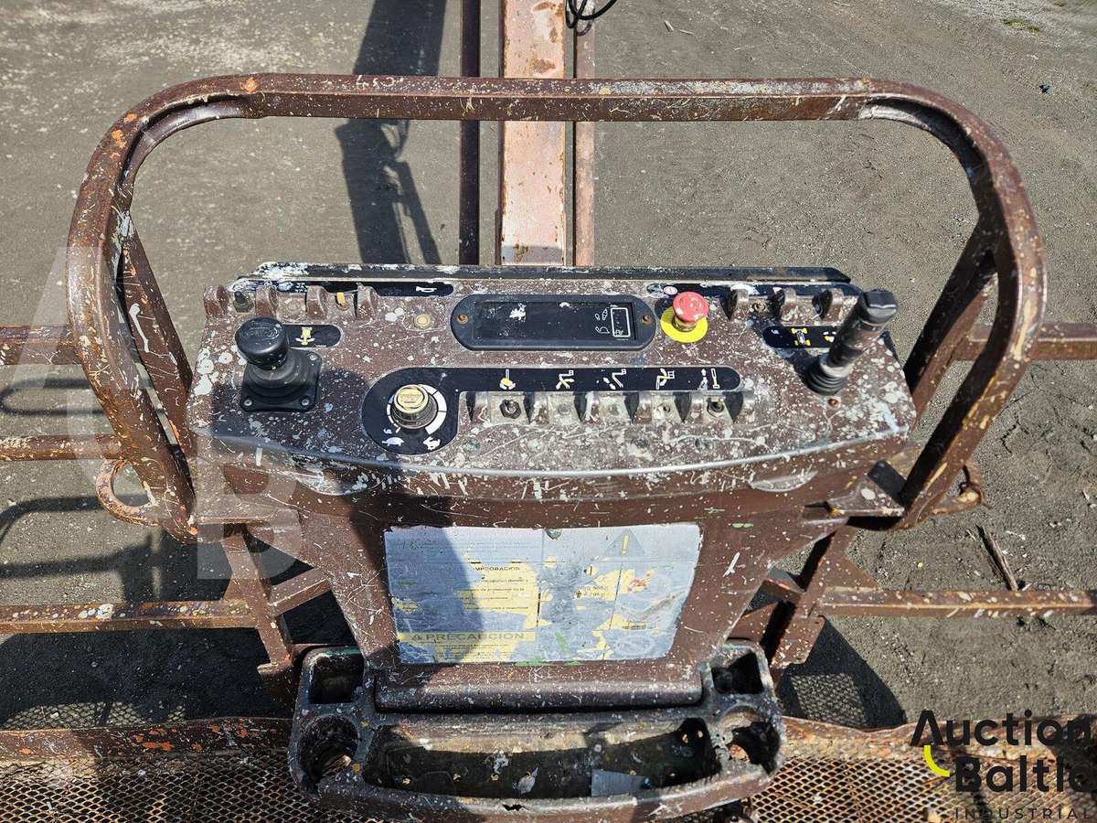 JLG 860 SJ, локтевые подъёмники