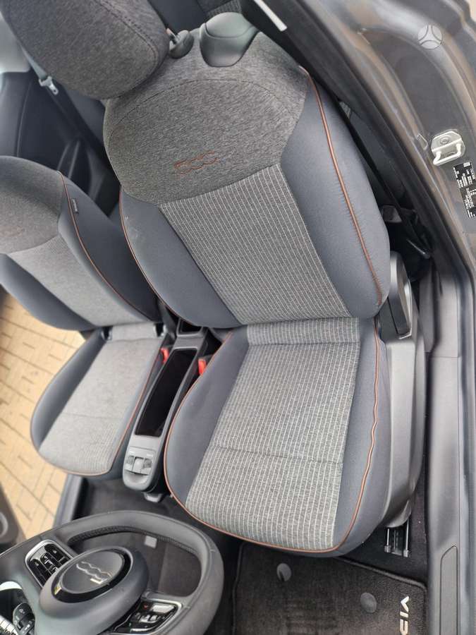 Fiat 500, 42 кВт·ч, Хэтчбек