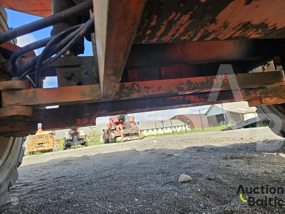JLG 860 SJ, локтевые подъёмники
